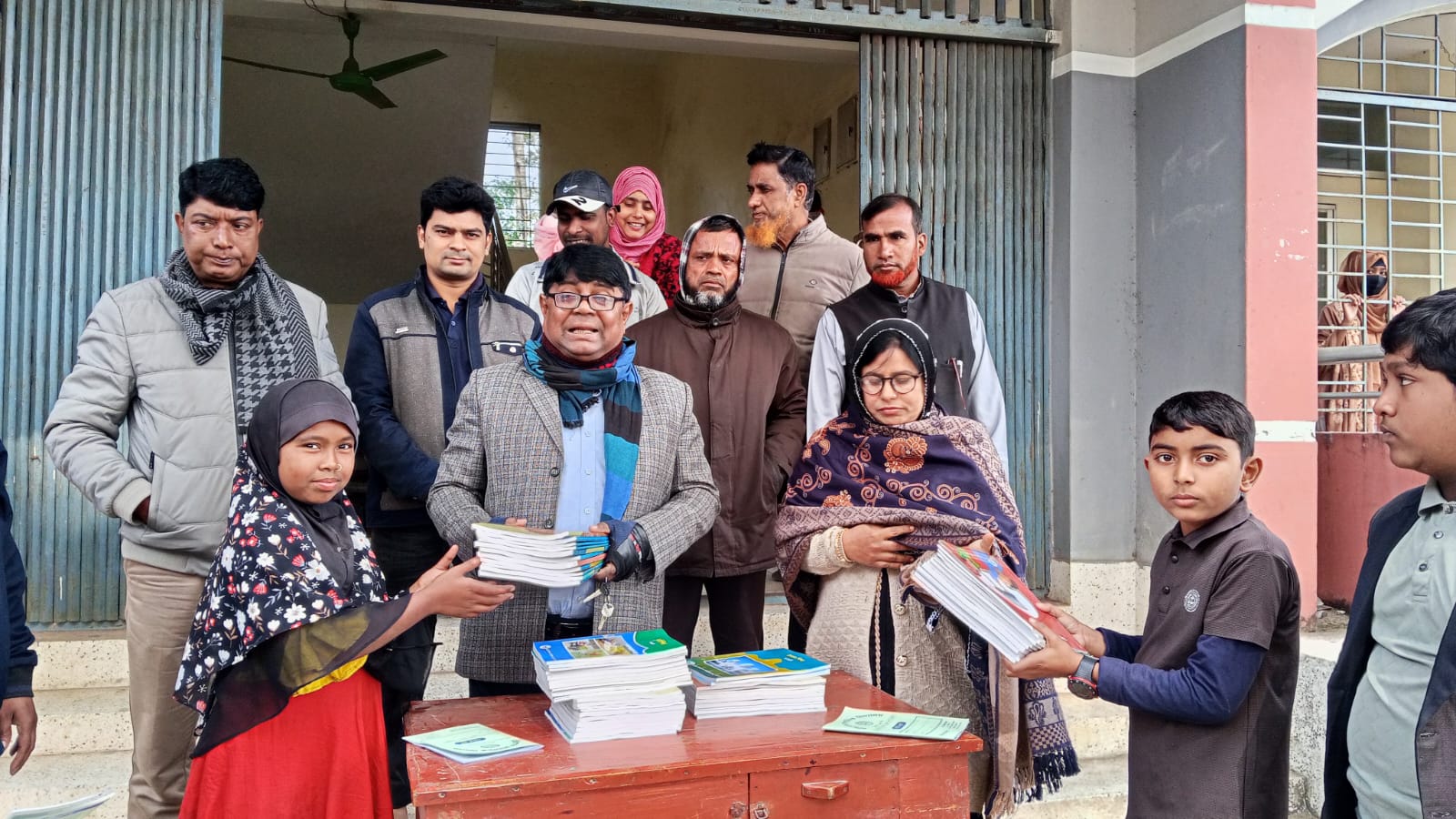 ১লা জানুয়ারি ২০২৬। শিক্ষার্থীদের মাঝে বই বিতরণ। - Image 6