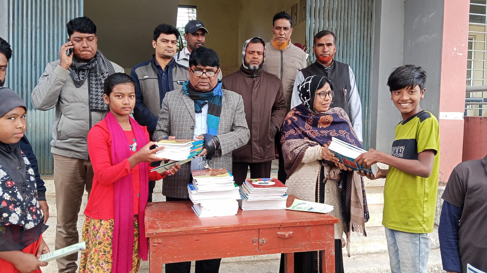 ১লা জানুয়ারি ২০২৬। শিক্ষার্থীদের মাঝে বই বিতরণ। - Image 9